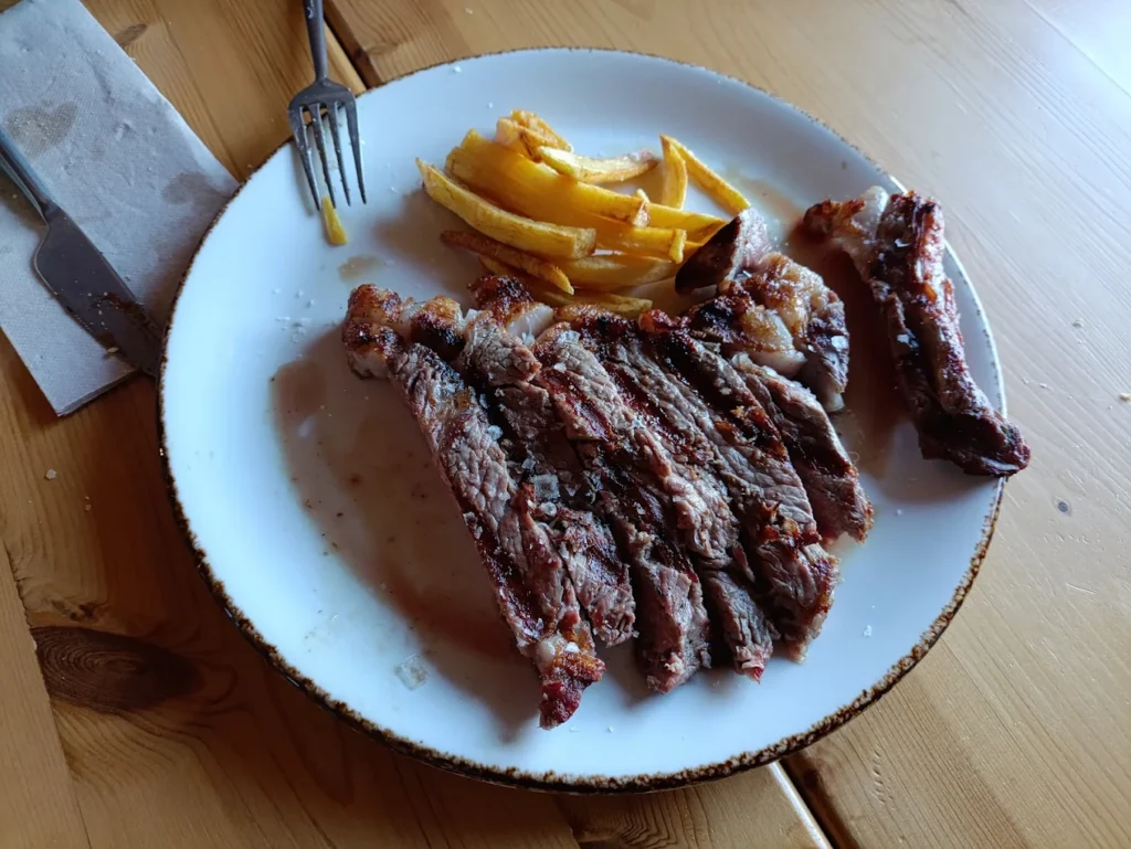 dónde comer en valverde de los arroyos
